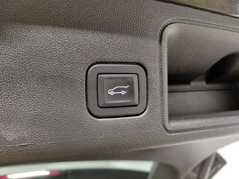 Used 2019 GMC Terrain SLT w/ Preferred Package image 45