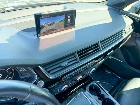 Used 2018 Audi Q7 3.0T Premium Plus w/ Premium Plus Package image 23