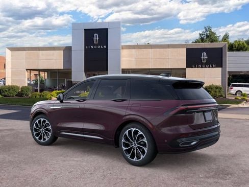 New 2024 Lincoln Nautilus Reserve w/ Equipment Group 203A AWD/4WD image 5