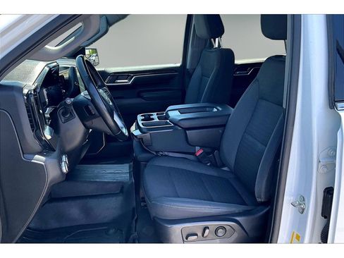 Used 2023 GMC Sierra 1500 SLE AWD/4WD image 19