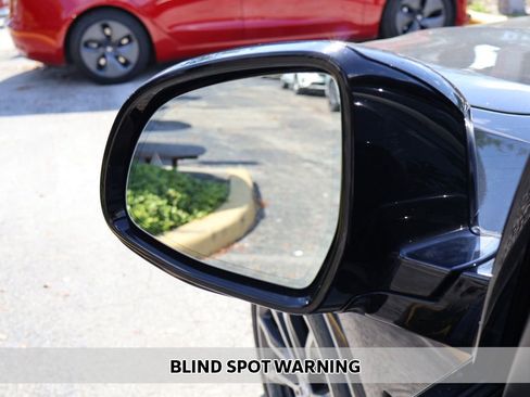 Used 2023 BMW X3 sDrive30i w/ M Sport Package RWD image 5