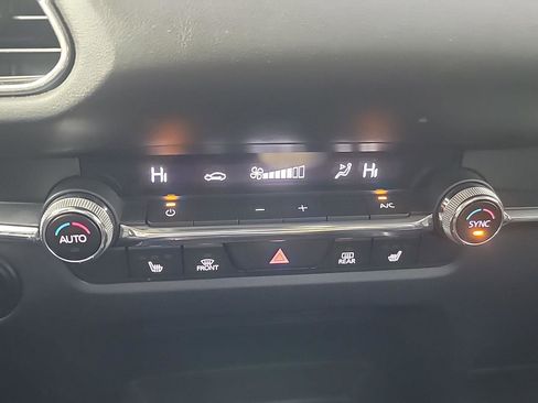 Used 2021 MAZDA CX-30 AWD 2.5 S w/ Premium Package image 30