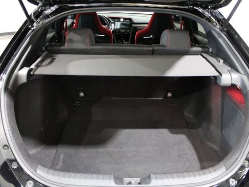 Used 2019 Honda Civic Type R image 16