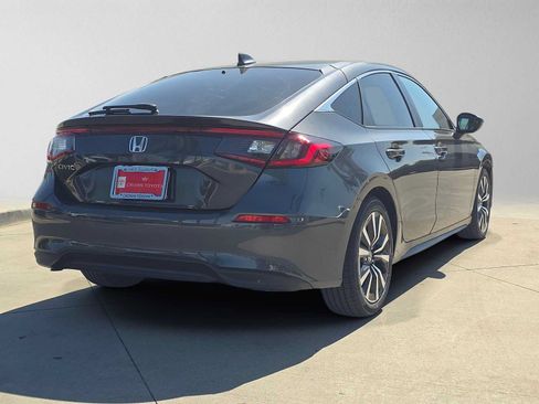 Used 2024 Honda Civic EX-L image 3