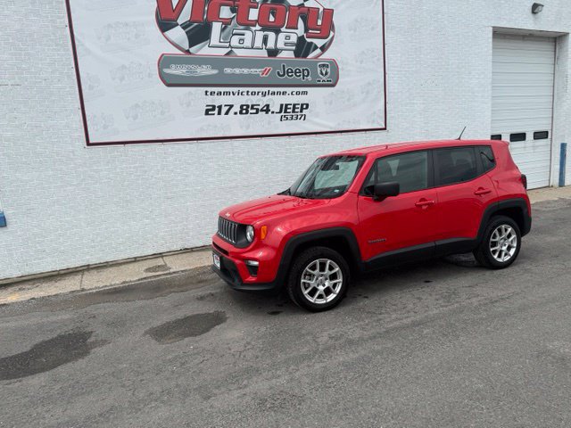 Used 2023 Jeep Renegade Latitude AWD/4WD image 1