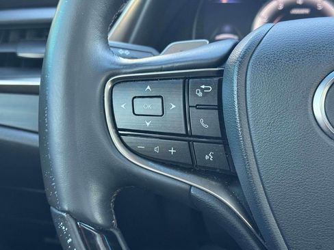 Used 2020 Lexus ES 350 w/ Premium Package FWD image 25