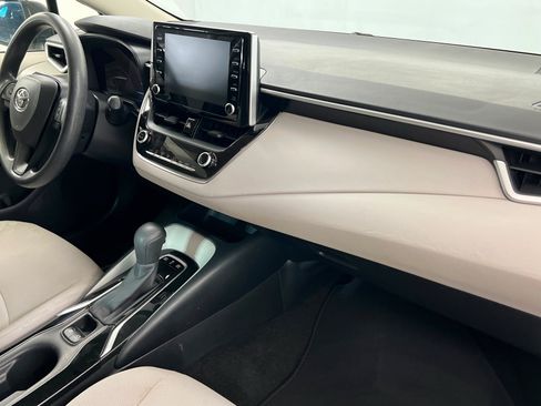 Used 2020 Toyota Corolla LE w/ Protection Package FWD image 23