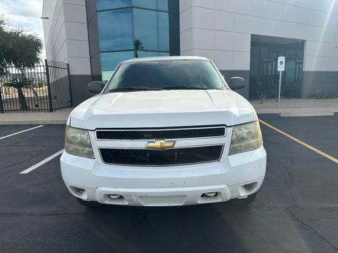 Used 2010 Chevrolet Suburban 2500 w/ Skid Plate Package image 2