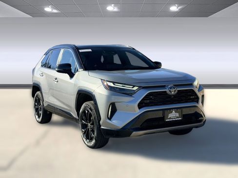 Used 2023 Toyota RAV4 XSE image 7