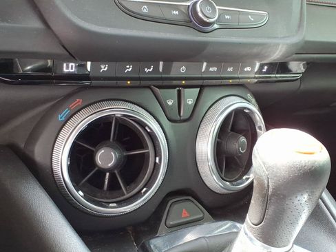 Used 2021 Chevrolet Camaro LT RWD image 11