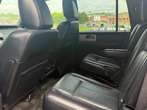Used 2017 Ford Expedition Limited AWD/4WD image 26