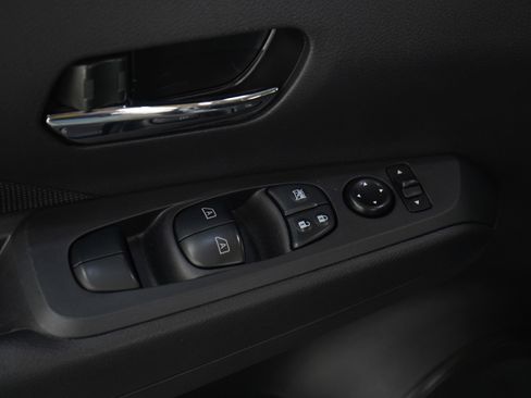 Used 2023 Nissan Kicks SV image 20