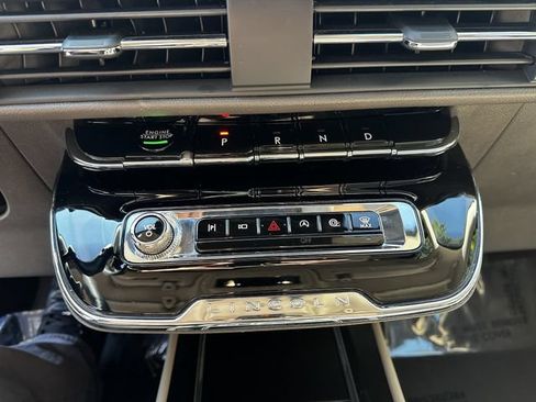 Certified 2024 Lincoln Corsair AWD w/ Equipment Group 101A image 24