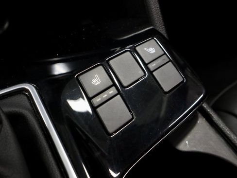 Used 2024 Kia Sportage EX FWD image 5