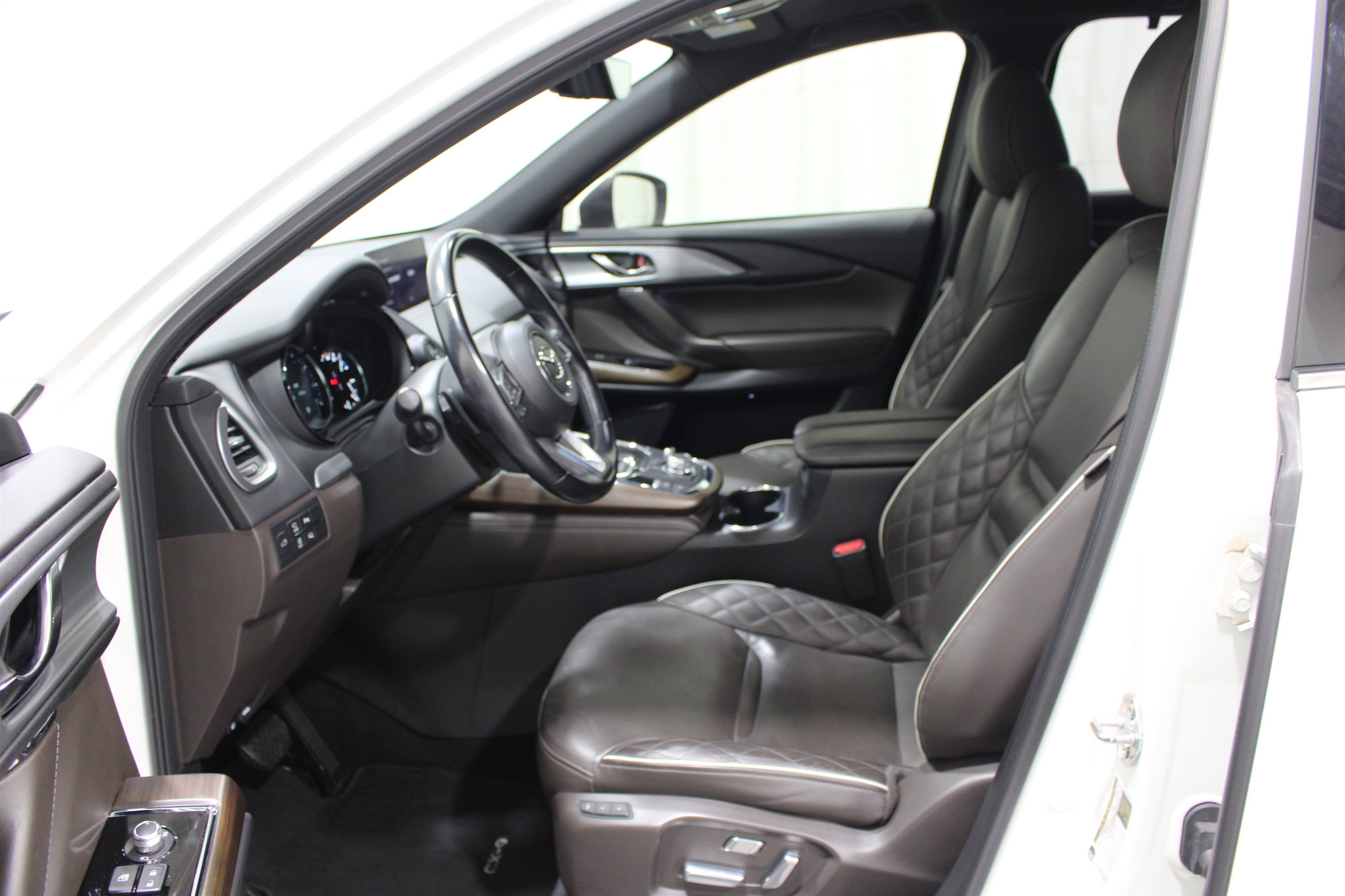 Used 2022 MAZDA CX-9 Signature AWD/4WD image 3