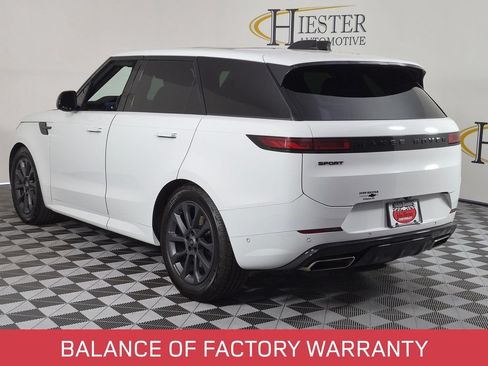 Used 2024 Land Rover Range Rover Sport Dynamic SE AWD/4WD image 5