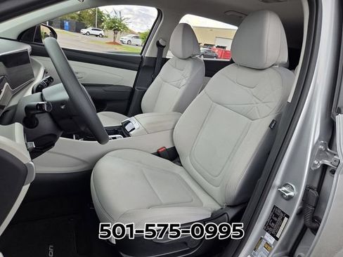Used 2026 Hyundai Tucson SE FWD image 7