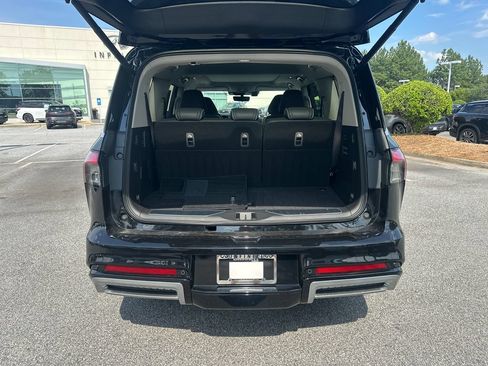 Used 2025 INFINITI QX80 Sensory AWD/4WD image 15