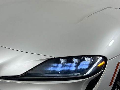 Used 2021 Toyota Supra Premium w/ Driver Assist Package RWD image 11