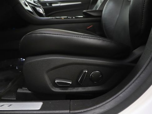 Used 2014 Ford Fusion Titanium image 21