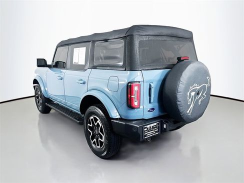 Used 2022 Ford Bronco Outer Banks image 5