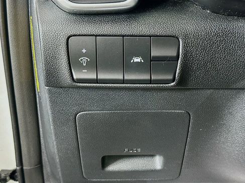 Used 2020 Kia Sportage LX image 10