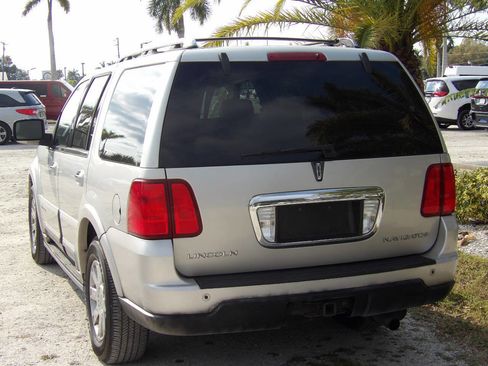 Used 2003 Lincoln Navigator Luxury image 5
