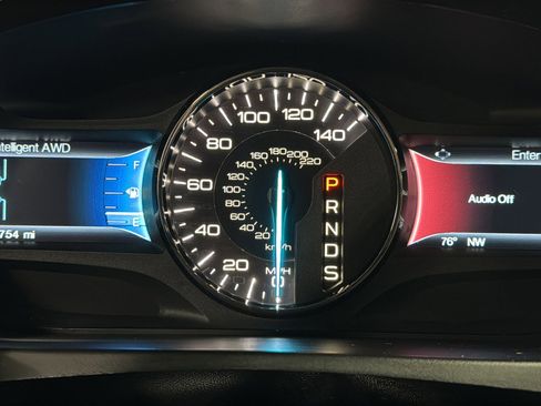 Used 2014 Ford Edge Limited image 22