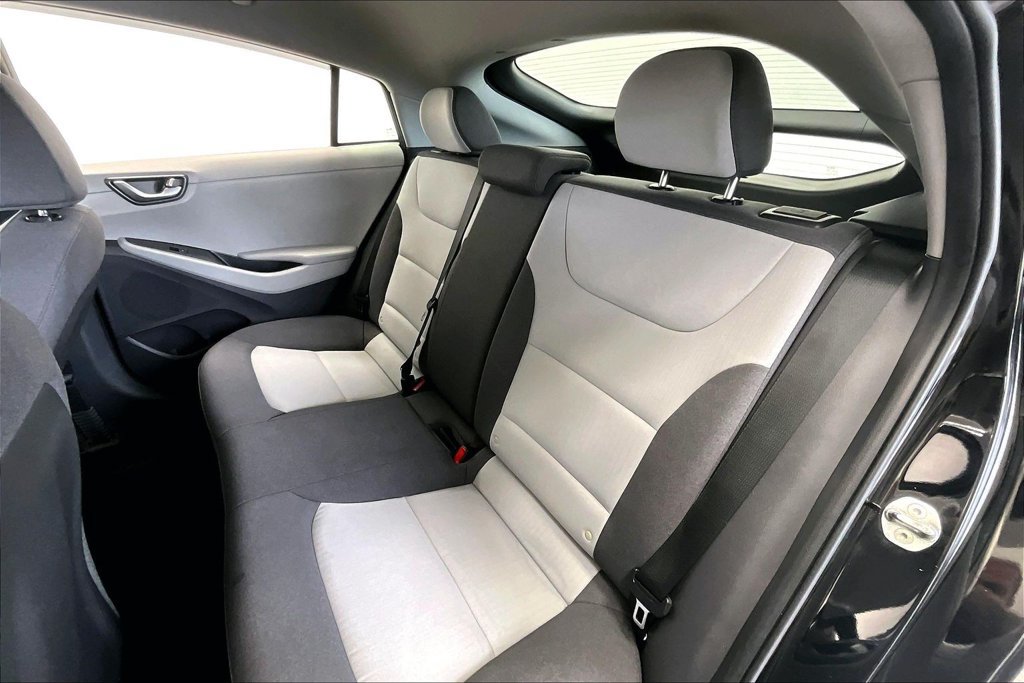 Used 2020 Hyundai Ioniq Blue FWD image 27