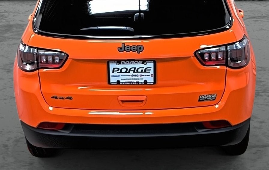 New 2026 Jeep Compass Latitude AWD/4WD image 11