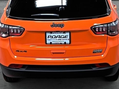 New 2026 Jeep Compass Latitude AWD/4WD image 11