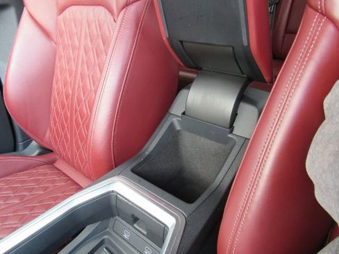 Used 2023 Audi e-tron S Premium Plus w/ Black Optic Package image 55