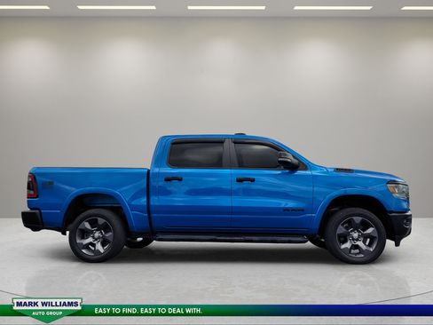 Used 2023 RAM 1500 Big Horn AWD/4WD image 2