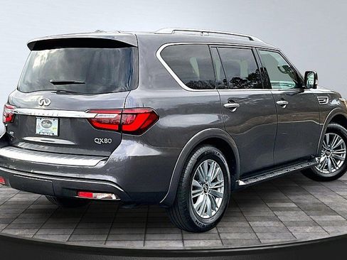Used 2024 INFINITI QX80 Luxe image 2