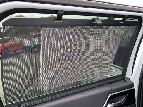 New 2025 Mitsubishi Outlander SEL image 20