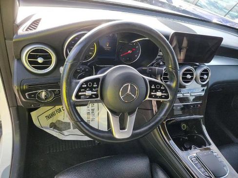 Used 2020 Mercedes-Benz GLC 300 4MATIC image 10