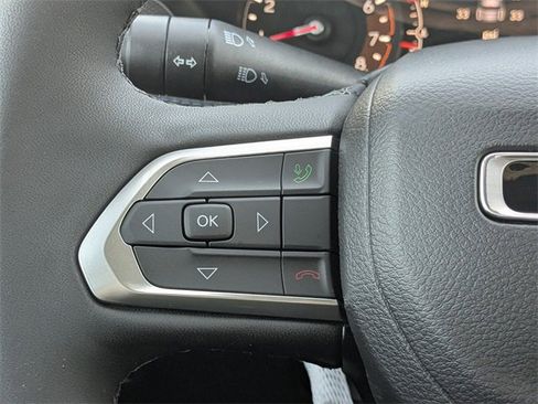 New 2026 Jeep Compass Latitude image 24