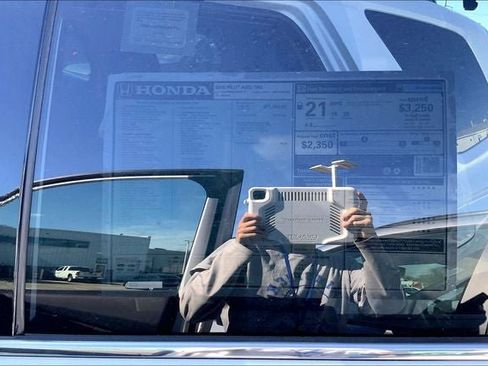 New 2026 Honda Pilot Touring image 19