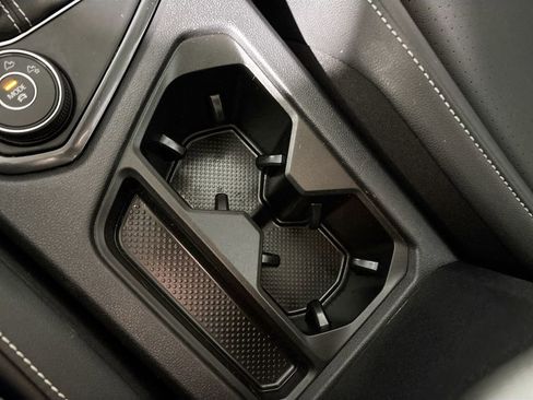 Certified 2023 Volkswagen Tiguan SE w/ Panoramic Sunroof Package image 16