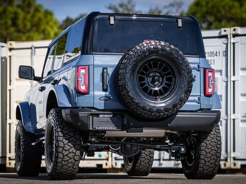 New 2025 Ford Bronco Badlands image 6