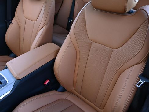 Used 2025 BMW 430i image 9