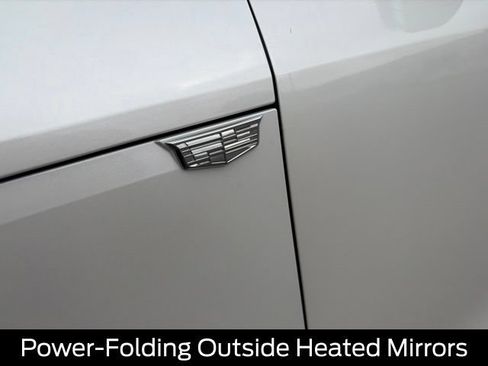 Used 2024 Cadillac Lyriq Luxury w/ LPO, Floor Liner Package AWD/4WD image 17