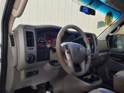 Used 2015 Nissan NV 2500 SV w/ Side & Curtain Airbag Package RWD image 14