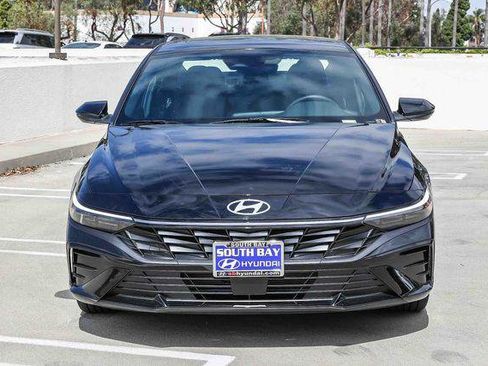 New 2026 Hyundai Elantra SEL Sport Premium FWD image 2