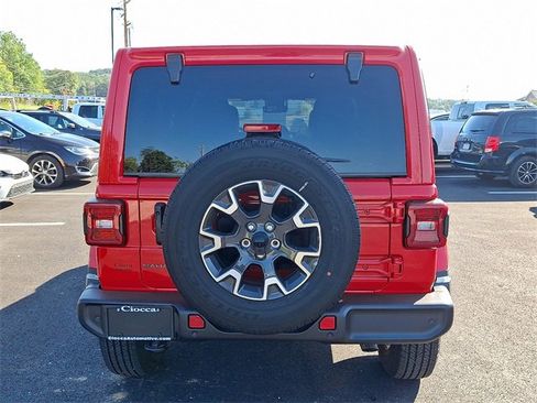 New 2025 Jeep Wrangler Sahara image 9