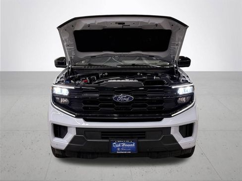 Certified 2025 Ford Expedition Max Active AWD/4WD image 6