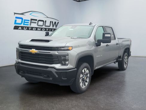 New 2026 Chevrolet Silverado 2500 Custom w/ Custom Value Package image 7