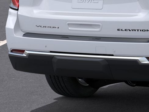 New 2026 GMC Yukon XL Elevation w/ Elevation Premium Package RWD image 38