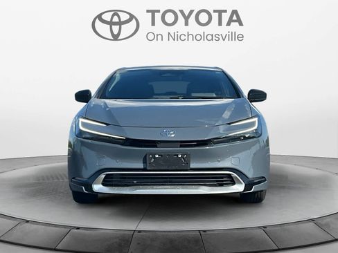 Used 2024 Toyota Prius Prime Premium w/ Advanced Technology Package FWD image 8