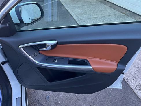 Used 2018 Volvo S60 T5 Inscription AWD/4WD image 23